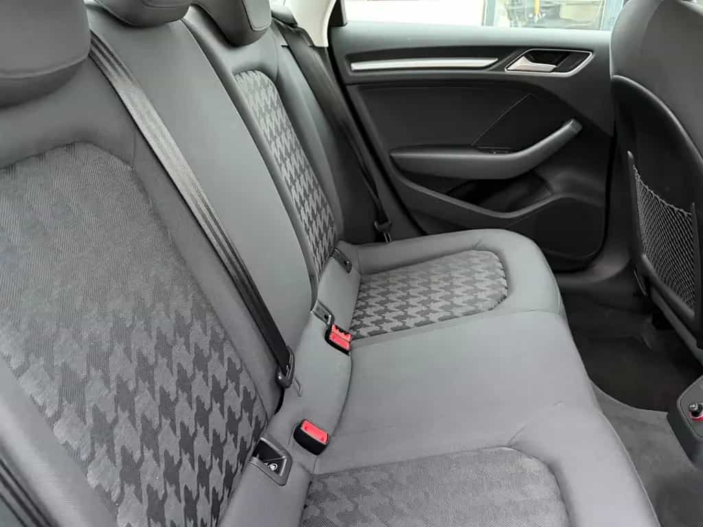 Audi A3 Limousine attraction ultra*Automatik*2.Hand 01/2015-photo-10
