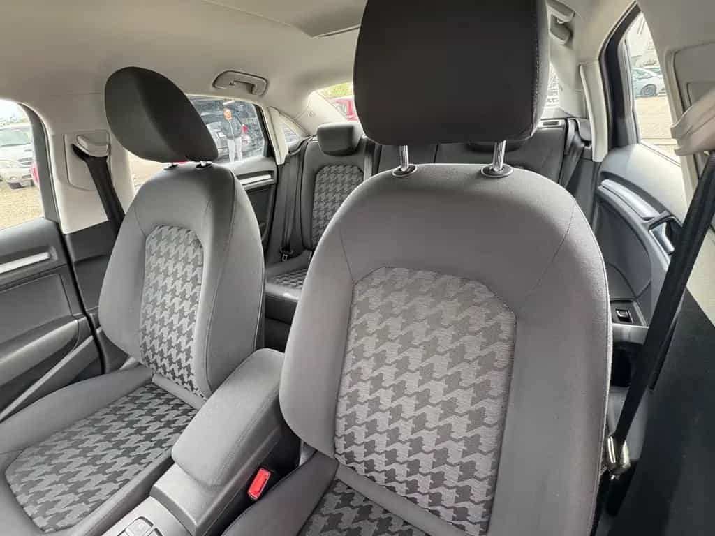 Audi A3 Limousine attraction ultra*Automatik*2.Hand 01/2015-photo-24