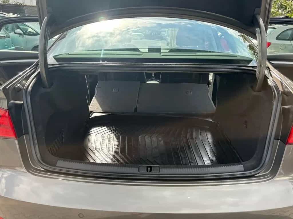 Audi A3 Limousine attraction ultra*Automatik*2.Hand 01/2015-photo-31