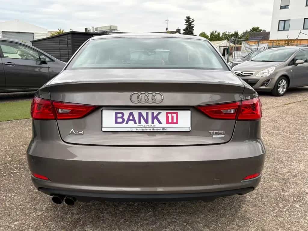 Audi A3 Limousine attraction ultra*Automatik*2.Hand 01/2015-photo-4