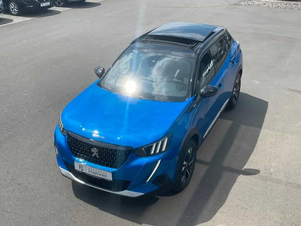Peugeot 2008 GT e-THP PureTech AHK Pano Leder Kamera 02/2023-photo-26