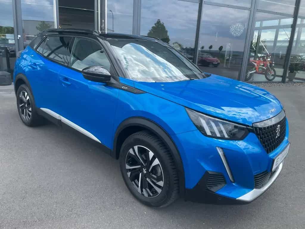 Peugeot 2008 GT e-THP PureTech AHK Pano Leder Kamera 02/2023-photo-3