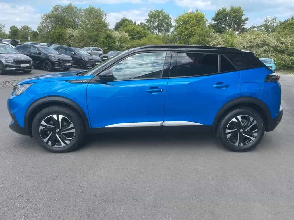 Peugeot 2008 GT e-THP PureTech AHK Pano Leder Kamera 02/2023-photo-8