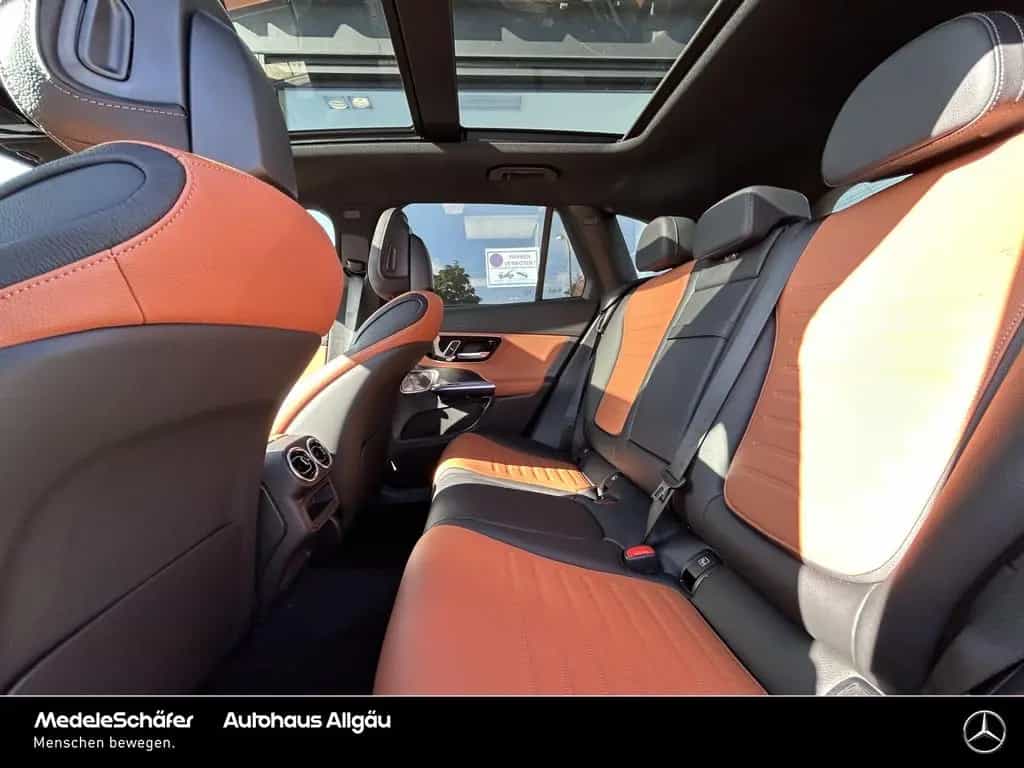 Mercedes-Benz GLC-Class 300 4M AMG Night Distr AHK Burm3D Pano Memo 09/2025-photo-13
