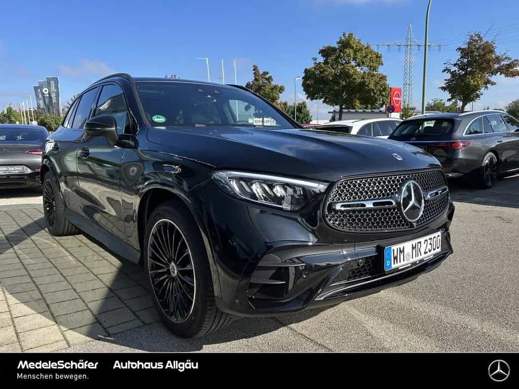 Mercedes-Benz GLC-Class 300 4M AMG Night Distr AHK Burm3D Pano Memo 09/2025-photo-6