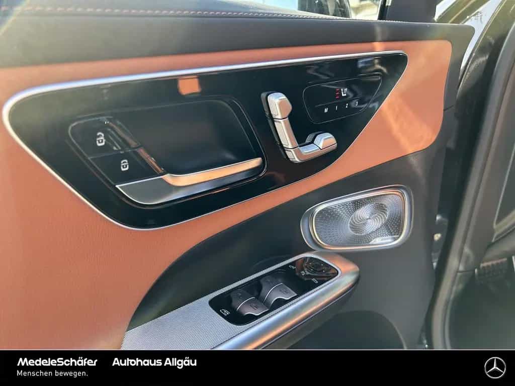 Mercedes-Benz GLC-Class 300 4M AMG Night Distr AHK Burm3D Pano Memo 09/2025-photo-8