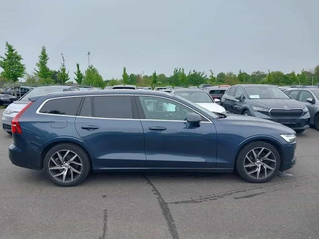 Volvo V60 Momentum Pro LED Navi Harman/Kardon DAB RFK 01/2020-photo-16