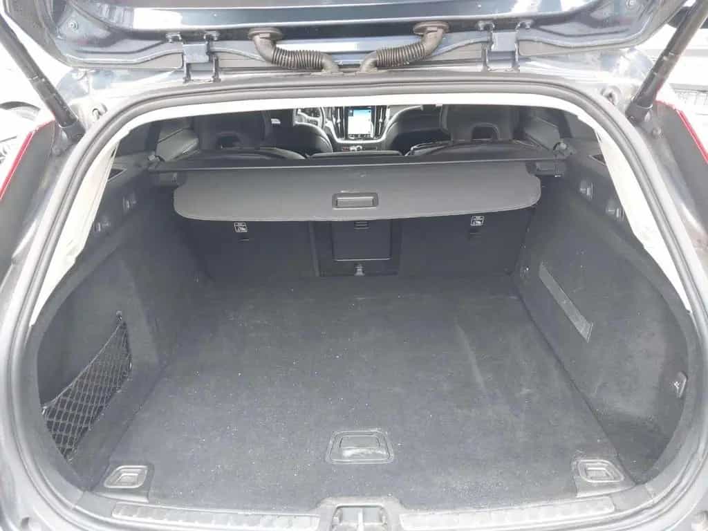 Volvo V60 Momentum Pro LED Navi Harman/Kardon DAB RFK 01/2020-photo-4