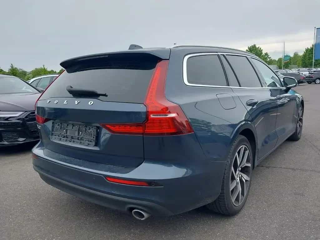 Volvo V60 Momentum Pro LED Navi Harman/Kardon DAB RFK 01/2020-photo-5