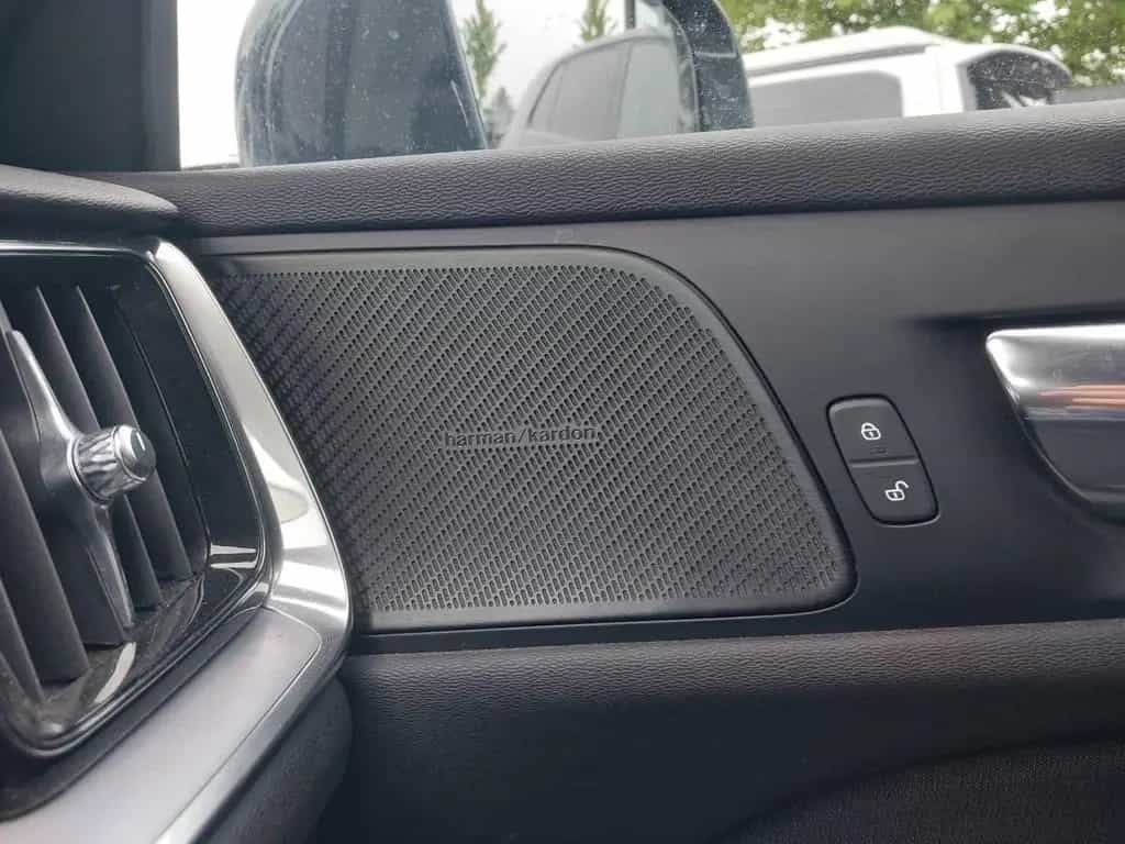 Volvo V60 Momentum Pro LED Navi Harman/Kardon DAB RFK 01/2020-photo-9