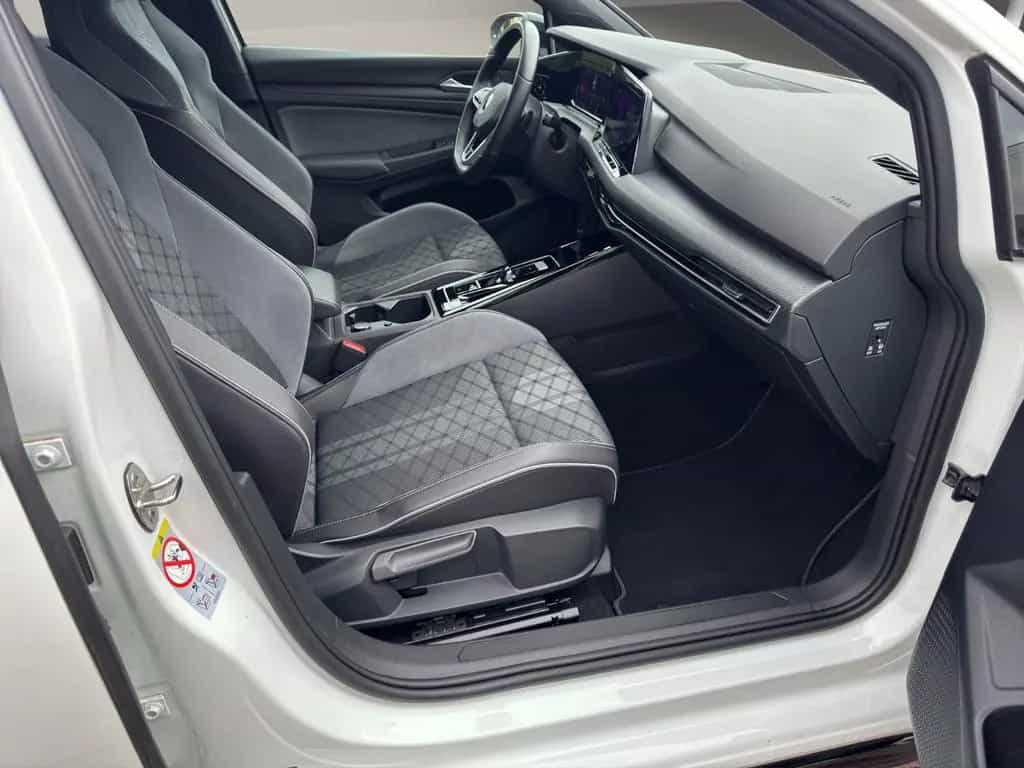 Volkswagen Golf VIII Lim. R-Line eTSI, 1 Hand, TOP Zustand 11/2022-photo-9