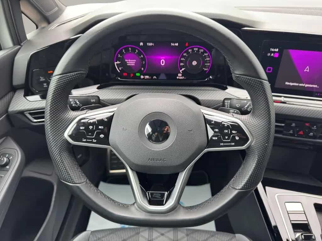 Volkswagen Golf VIII Lim. R-Line eTSI, 1 Hand, TOP Zustand 11/2022-photo-15