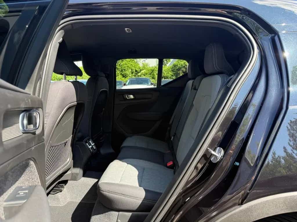 Volvo XC40 Plus Dark/Automatik/LED/KAM/H&K/VIRT/MEMORY 11/2023-photo-11