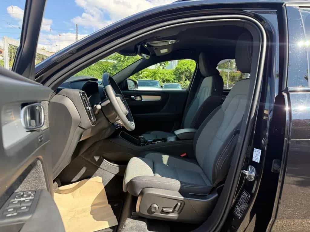 Volvo XC40 Plus Dark/Automatik/LED/KAM/H&K/VIRT/MEMORY 11/2023-photo-13