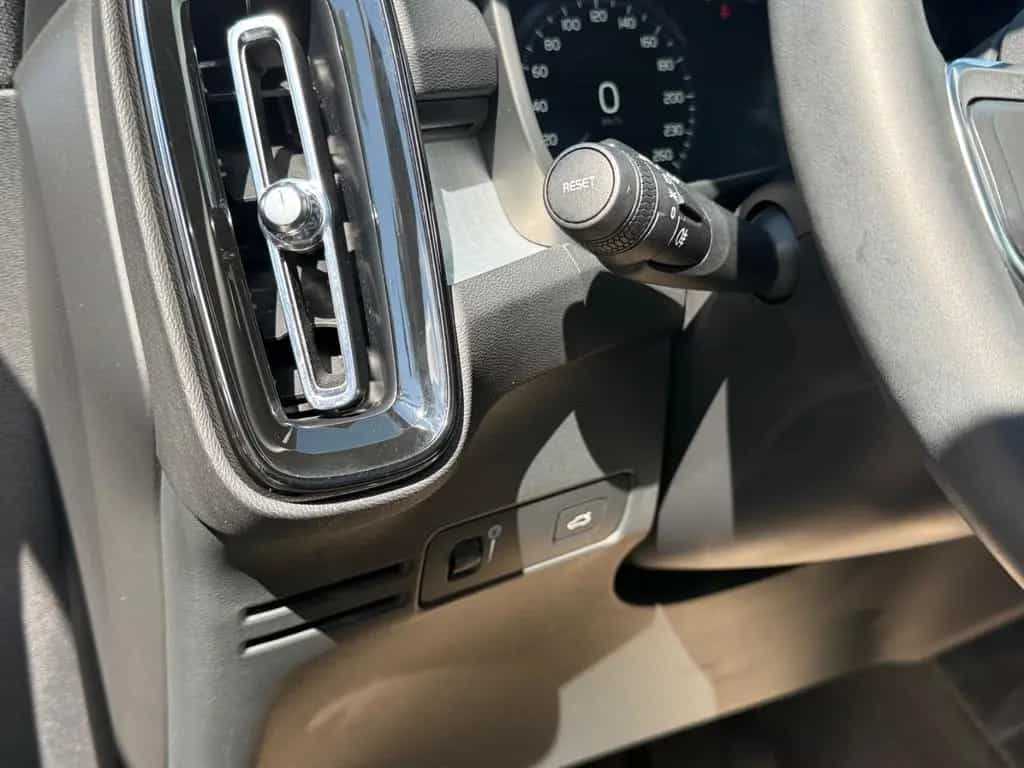 Volvo XC40 Plus Dark/Automatik/LED/KAM/H&K/VIRT/MEMORY 11/2023-photo-18
