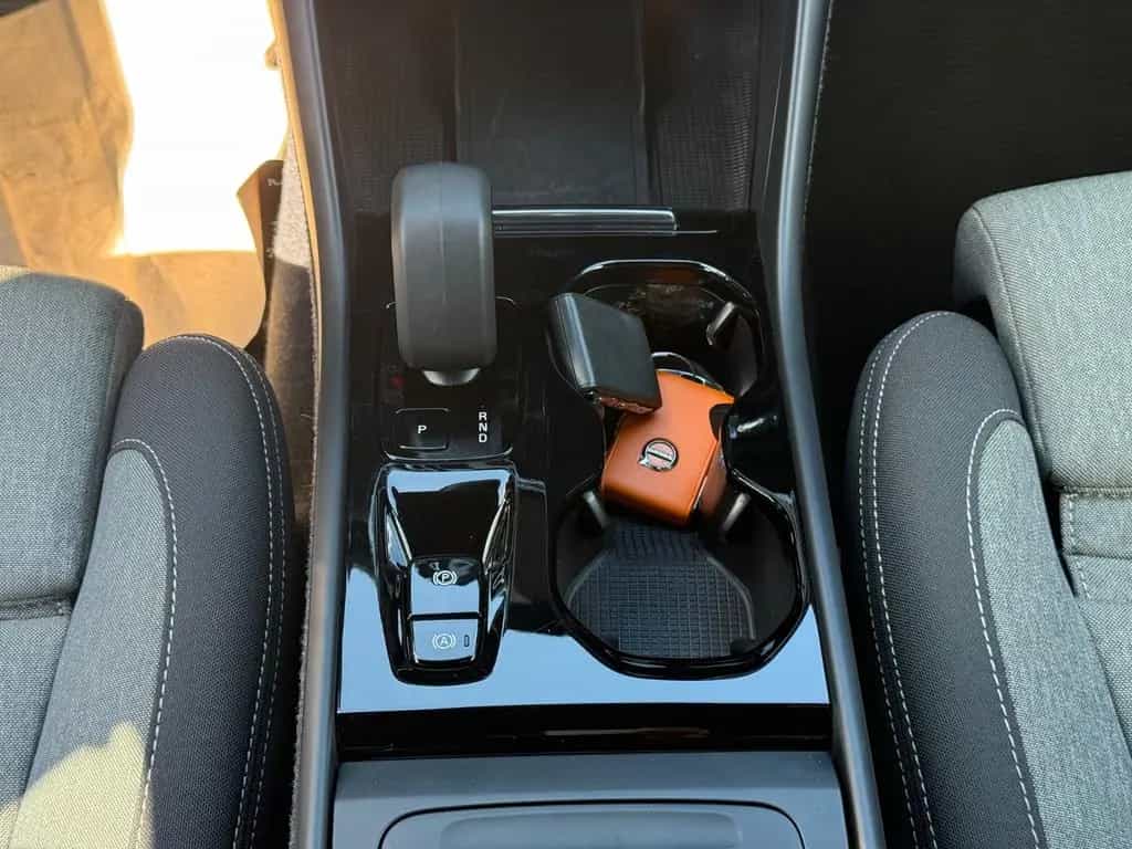 Volvo XC40 Plus Dark/Automatik/LED/KAM/H&K/VIRT/MEMORY 11/2023-photo-25