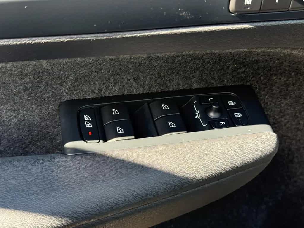 Volvo XC40 Plus Dark/Automatik/LED/KAM/H&K/VIRT/MEMORY 11/2023-photo-30