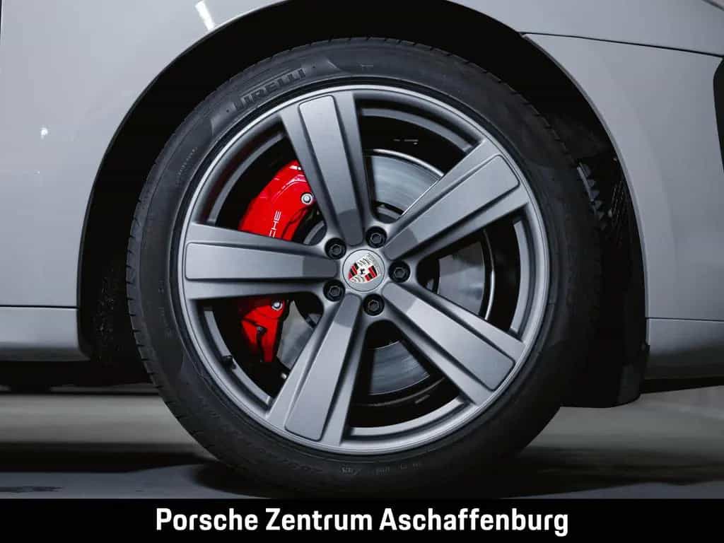 Porsche Macan GTS Panoramadach Luftfederung BOSE 04/2023-photo-11