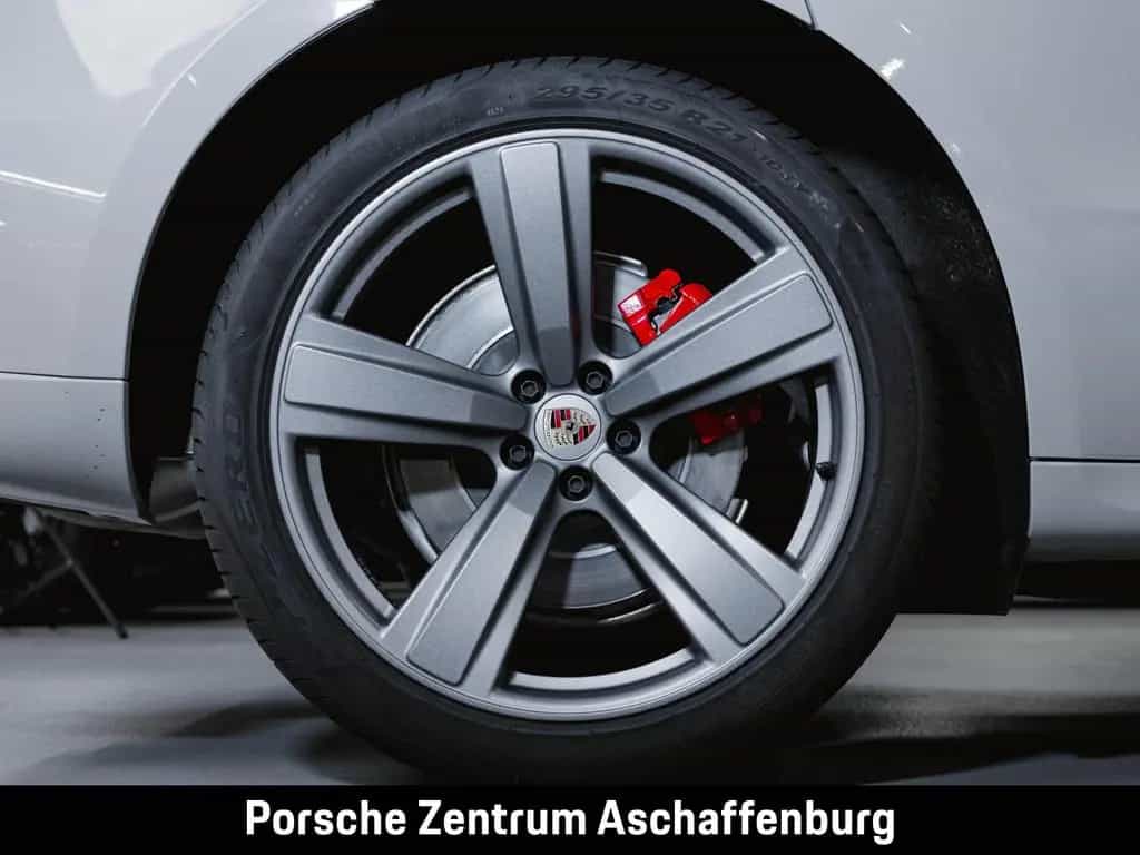 Porsche Macan GTS Panoramadach Luftfederung BOSE 04/2023-photo-12