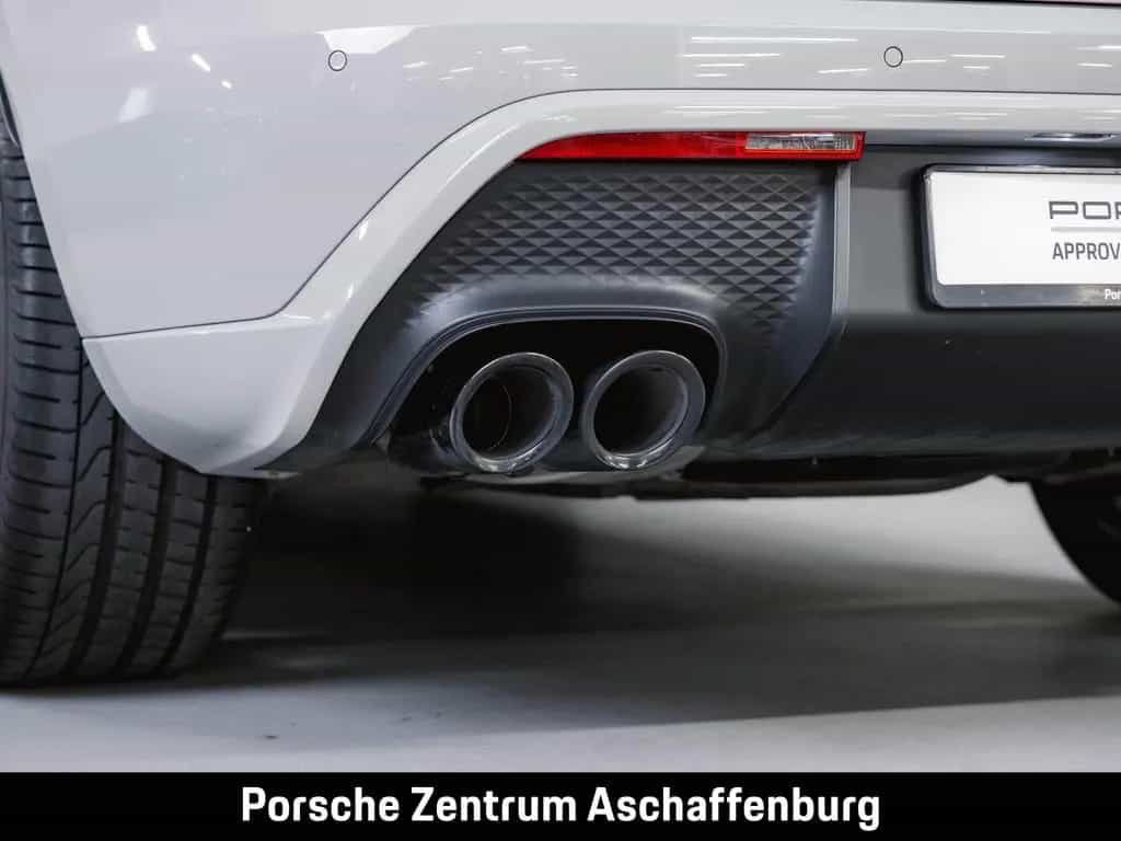 Porsche Macan GTS Panoramadach Luftfederung BOSE 04/2023-photo-13
