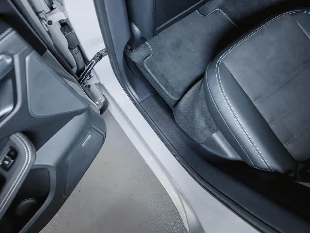 Porsche Macan GTS Panoramadach Luftfederung BOSE 04/2023-photo-27