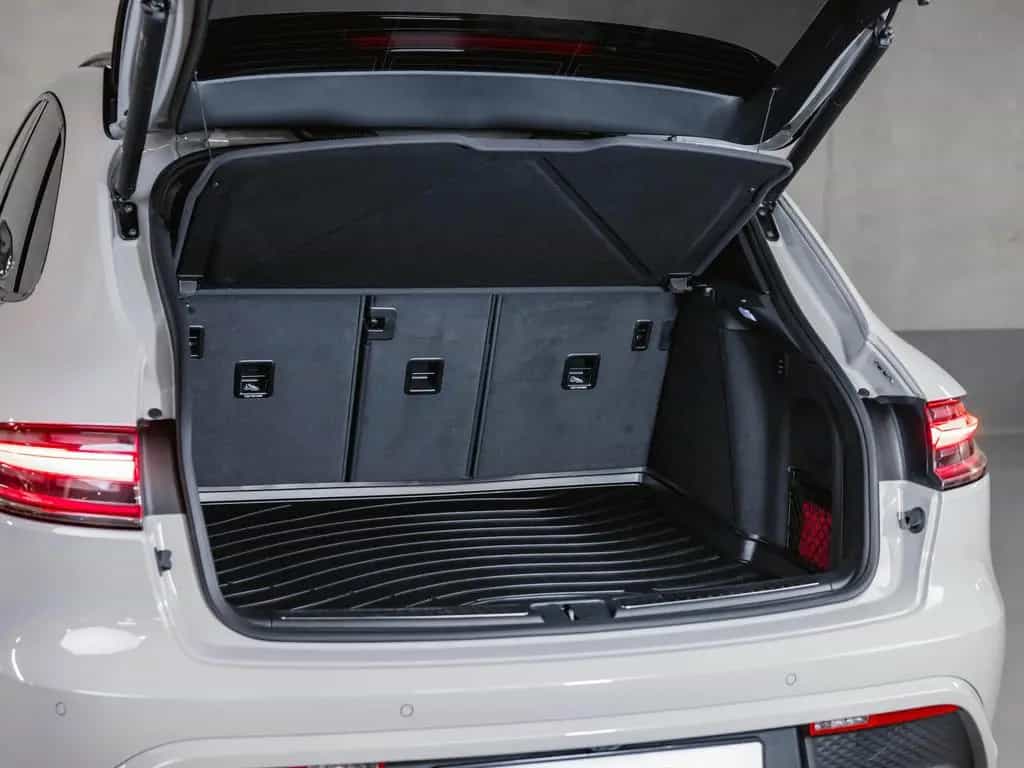 Porsche Macan GTS Panoramadach Luftfederung BOSE 04/2023-photo-30