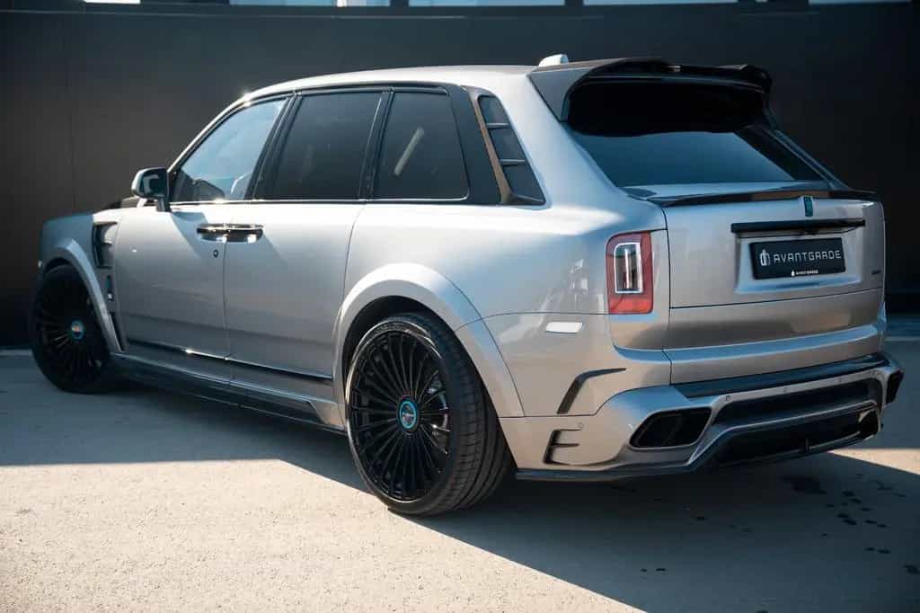 Rolls-Royce Cullinan MANSORY WIDE BODY STARLIGHT MASSAGE 24 06/2021-photo-6