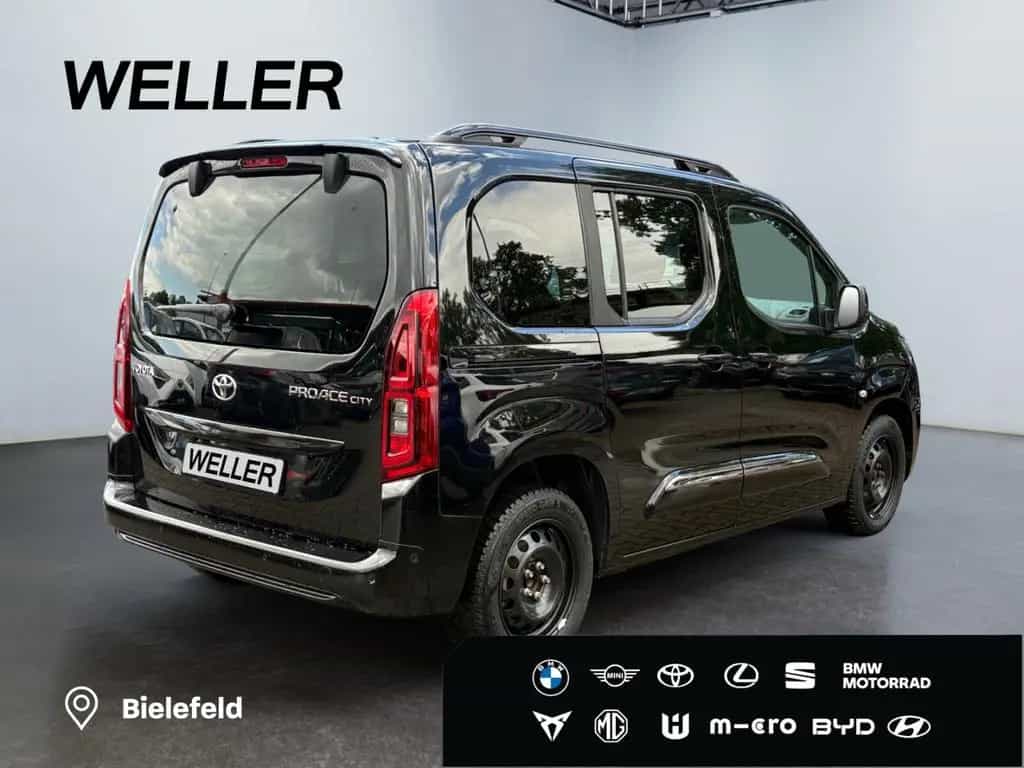 Toyota Proace City Verso 1.2 Turbo L1 Team D *ACC*CAM*P 02/2023-photo-18