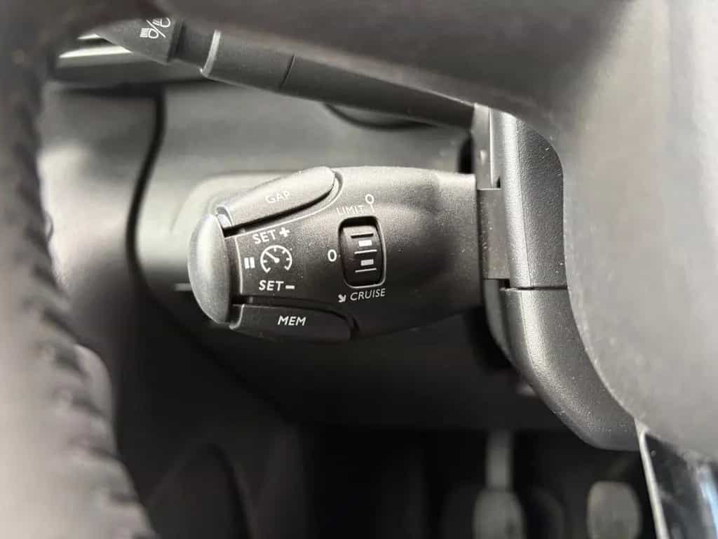 Toyota Proace City Verso 1.2 Turbo L1 Team D *ACC*CAM*P 02/2023-photo-29