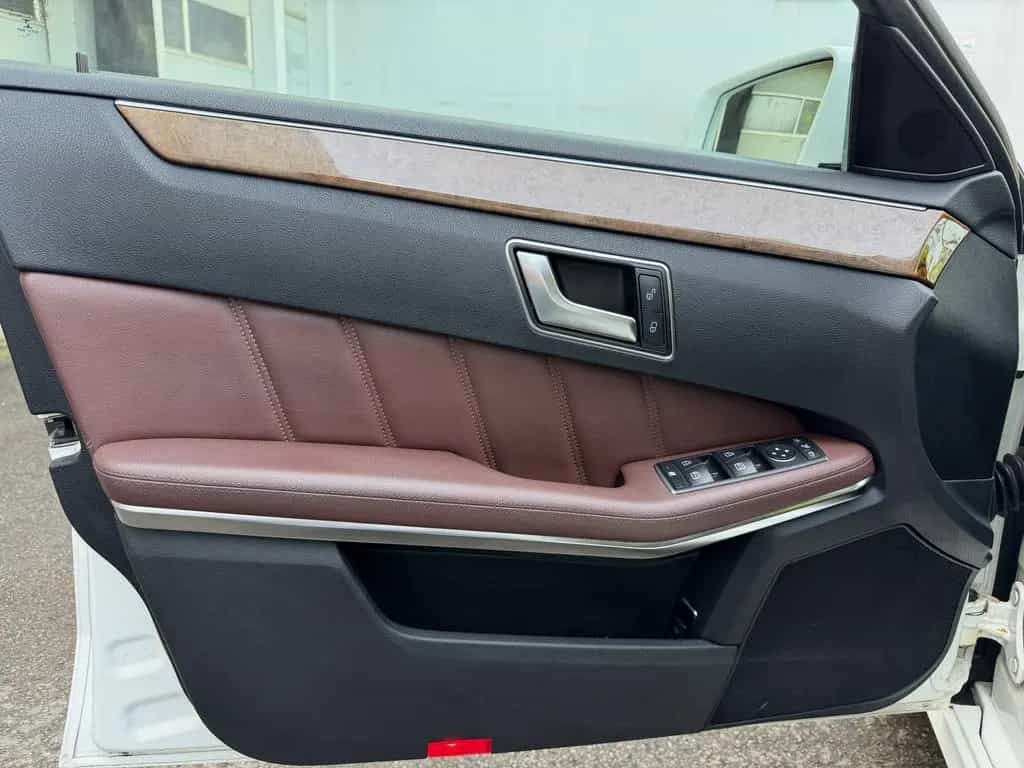Mercedes-Benz E 250 CGI BlueEfficiency LED AHK Distronic 11/2013-photo-13