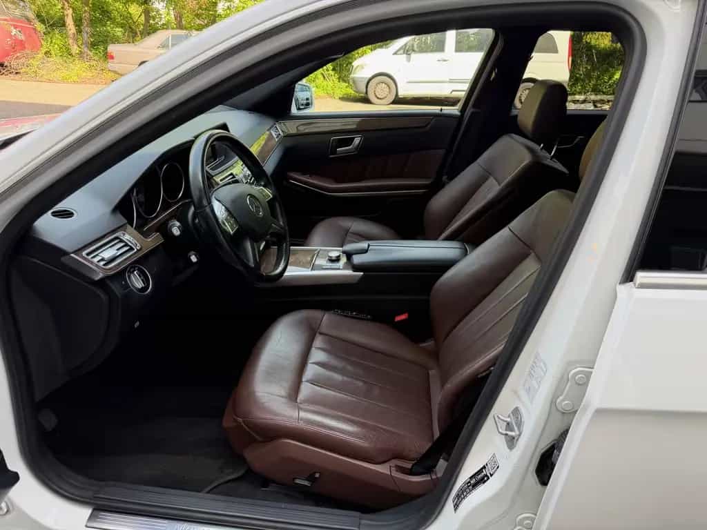 Mercedes-Benz E 250 CGI BlueEfficiency LED AHK Distronic 11/2013-photo-15