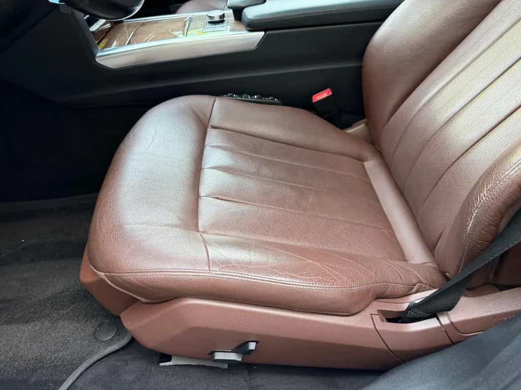 Mercedes-Benz E 250 CGI BlueEfficiency LED AHK Distronic 11/2013-photo-17