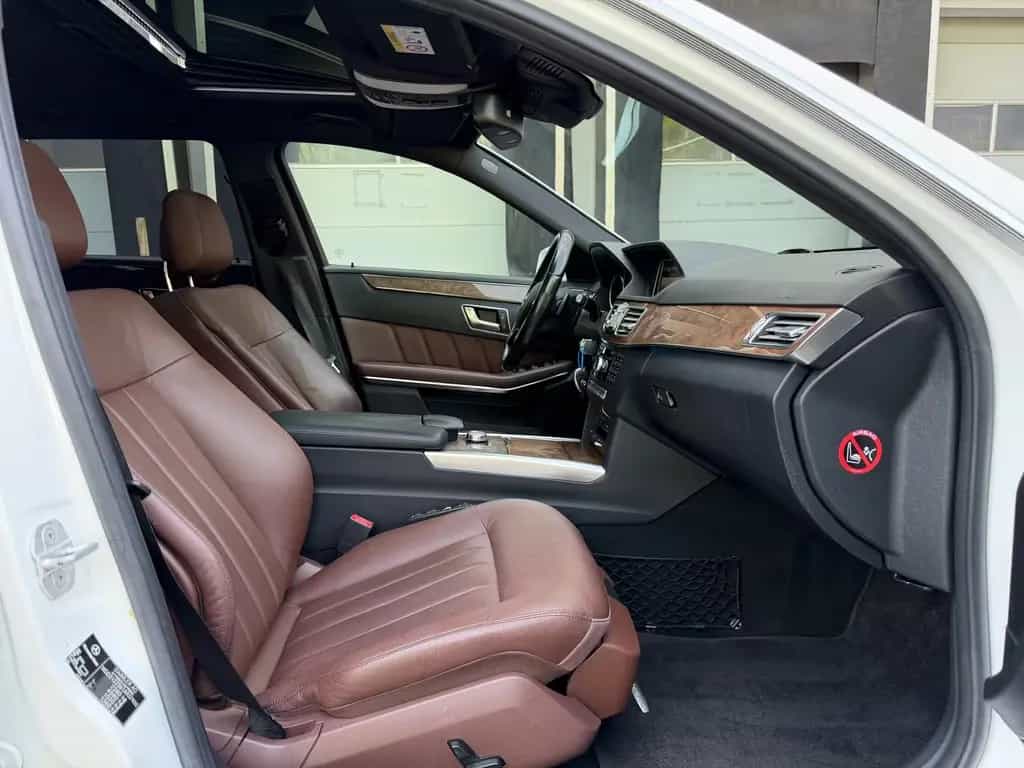 Mercedes-Benz E 250 CGI BlueEfficiency LED AHK Distronic 11/2013-photo-22