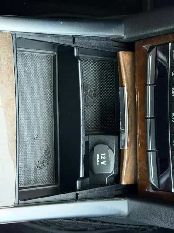 Mercedes-Benz E 250 CGI BlueEfficiency LED AHK Distronic 11/2013-photo-35