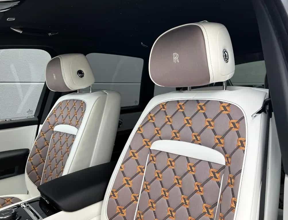 Rolls-Royce Cullinan II Black Badge 2026°Bespoke°Shoot. Star null-photo-15