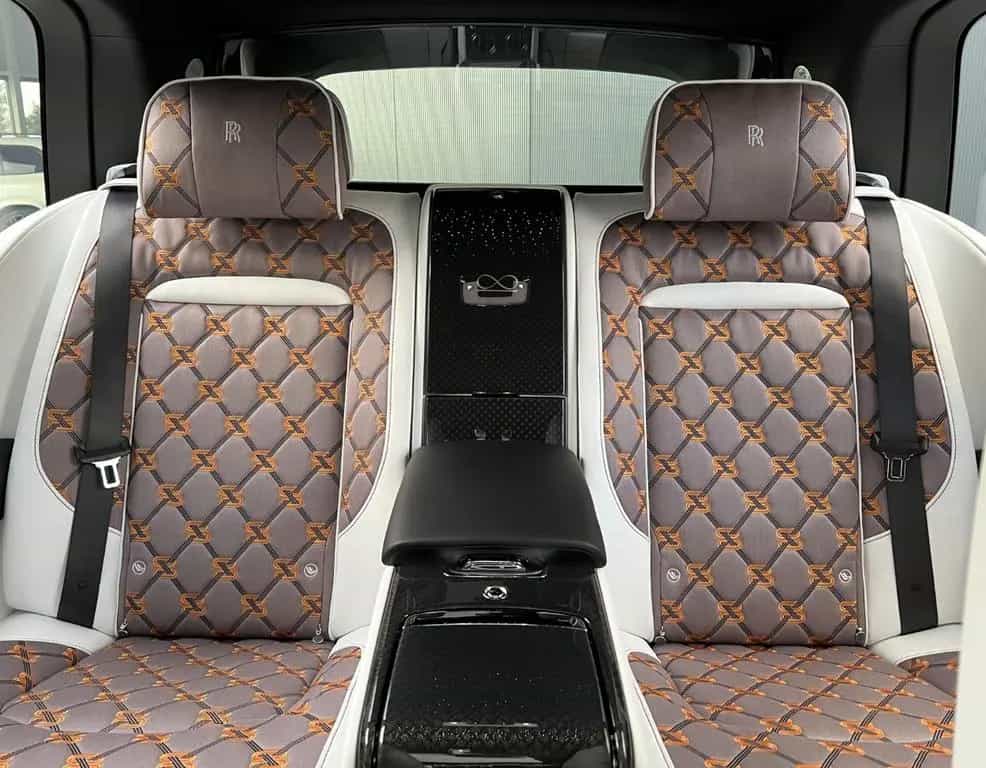 Rolls-Royce Cullinan II Black Badge 2026°Bespoke°Shoot. Star null-photo-22