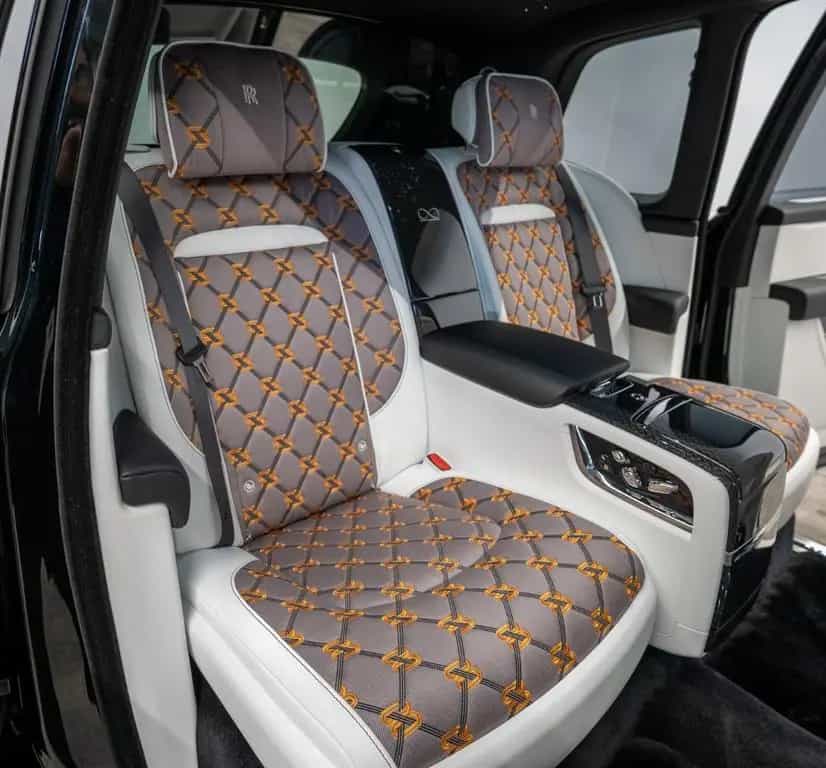 Rolls-Royce Cullinan II Black Badge 2026°Bespoke°Shoot. Star null-photo-23