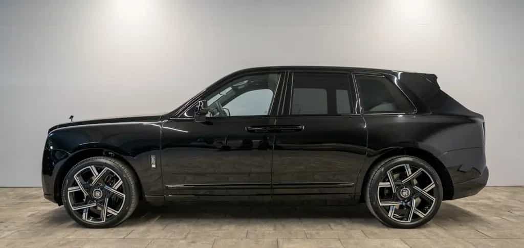Rolls-Royce Cullinan II Black Badge 2026°Bespoke°Shoot. Star null-photo-5