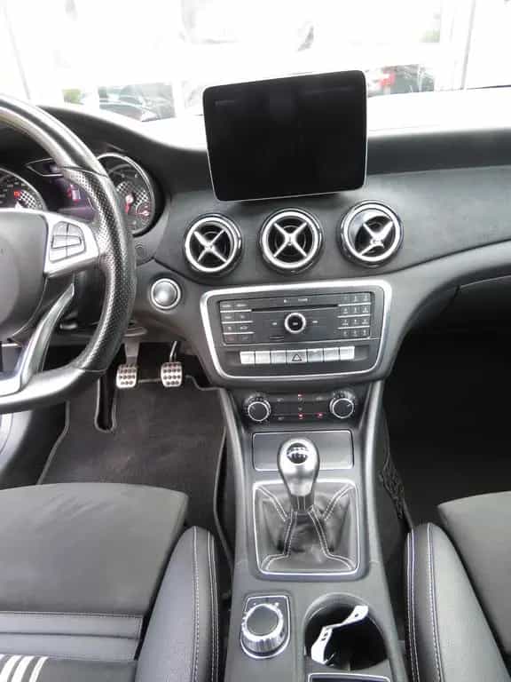 Mercedes-Benz A 180 BlueEfficiency / AMG Sport Line /I-HAND 05/2017-photo-11