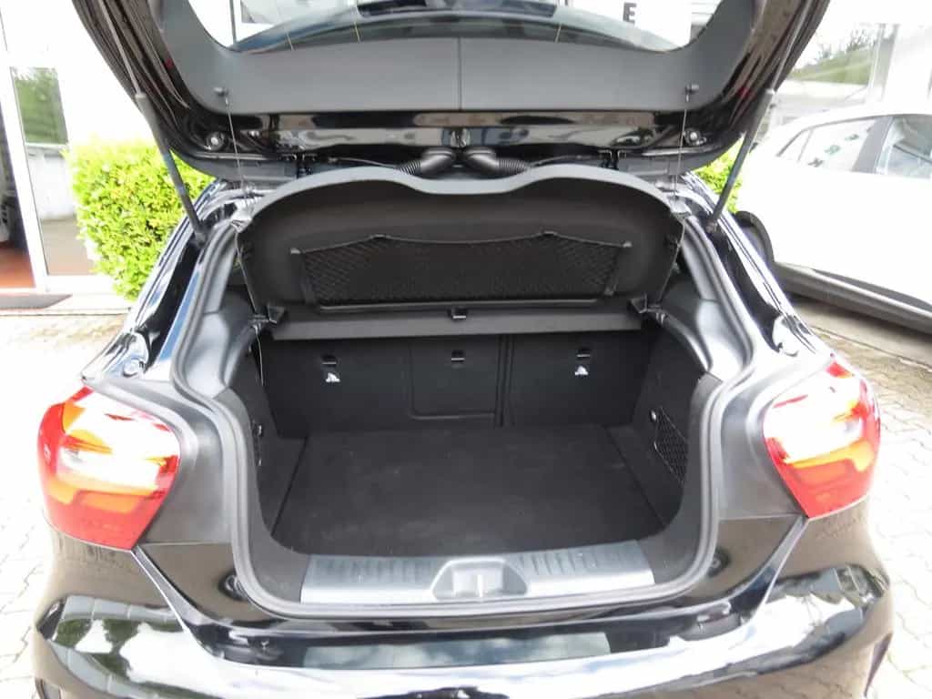 Mercedes-Benz A 180 BlueEfficiency / AMG Sport Line /I-HAND 05/2017-photo-17