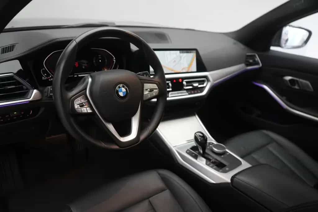 BMW 320 d Touring Luxury Line Leder/ACC/Pano/Virtual 10/2020-photo-10