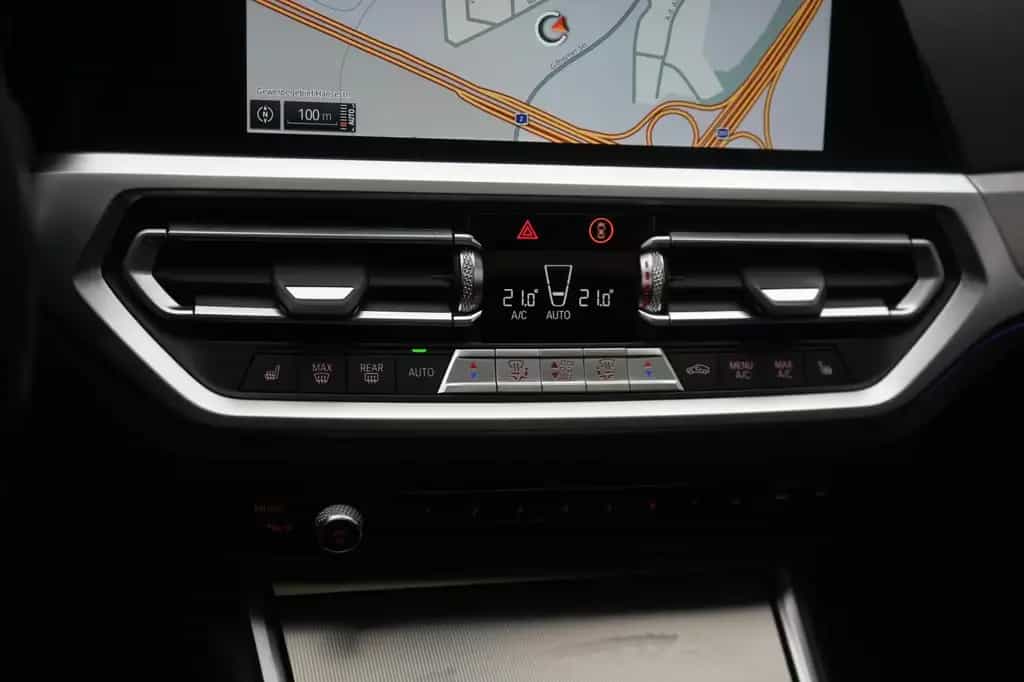 BMW 320 d Touring Luxury Line Leder/ACC/Pano/Virtual 10/2020-photo-13