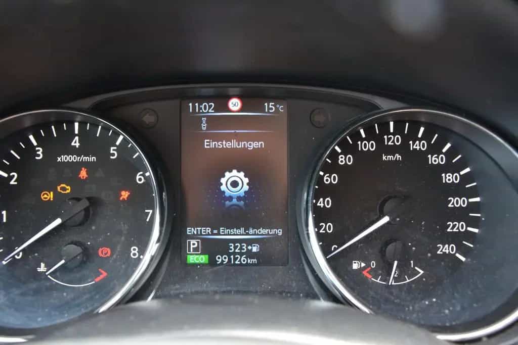 Nissan Qashqai Acenta 11/2015-photo-9