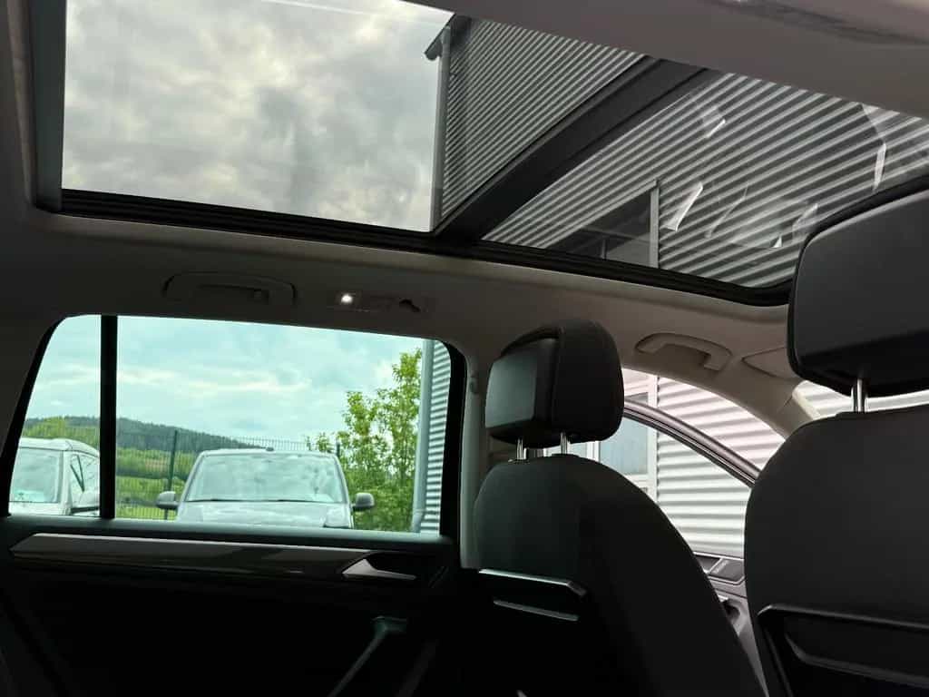 Volkswagen Tiguan Highline 4Motion ACC AHK Nav SHZ Pano LED 05/2017-photo-24