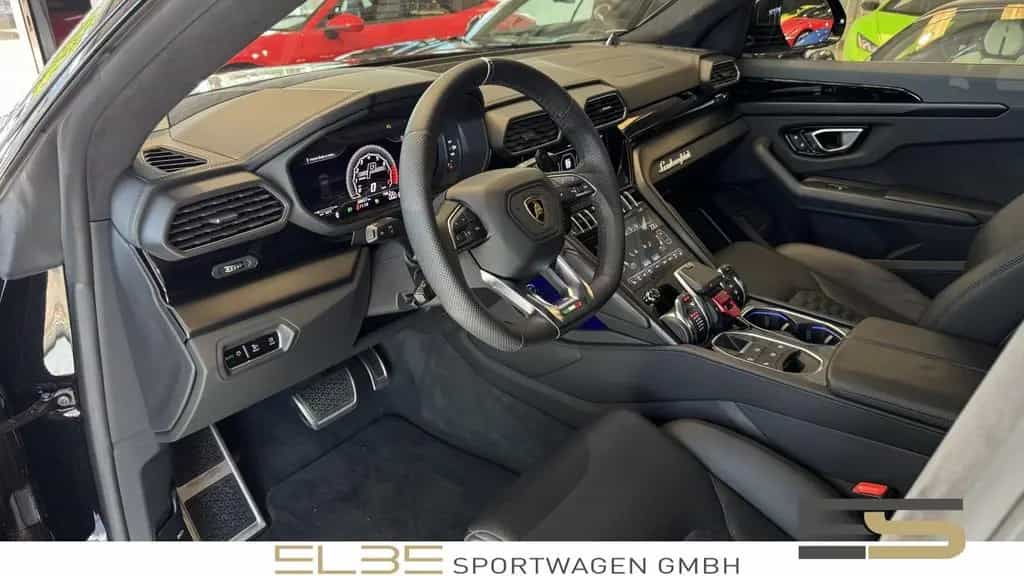 Lamborghini Urus 23" B&O PANO NIGHT VISION MASSAGE Q-CITURA 09/2021-photo-8