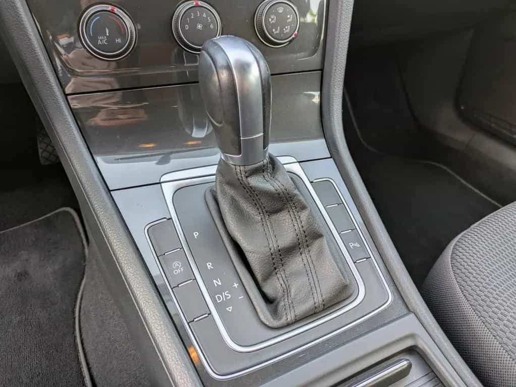 Volkswagen Golf VII Lim. Comfortline NAVI 09/2019-photo-11