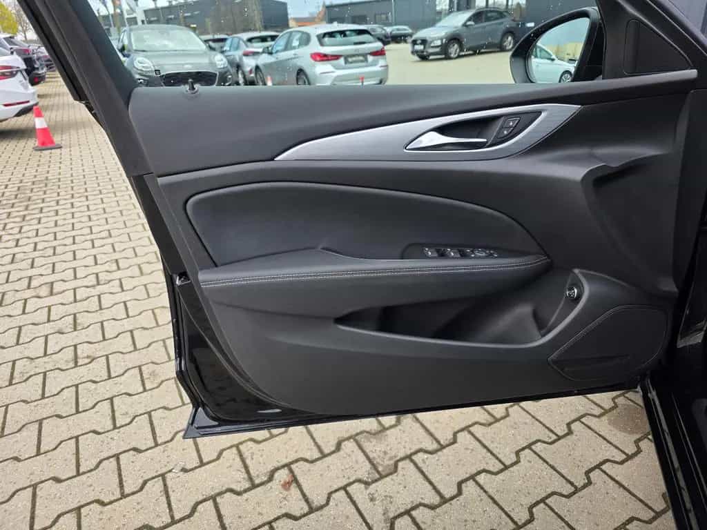 Opel Insignia Spt. Ultimate*Leder*HuD*Kamera*MATRIX* 04/2023-photo-29