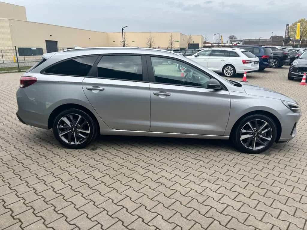 Hyundai i30 Edition 30+ MHD*Led*Kamera*Navi*TOP* 12/2021-photo-7