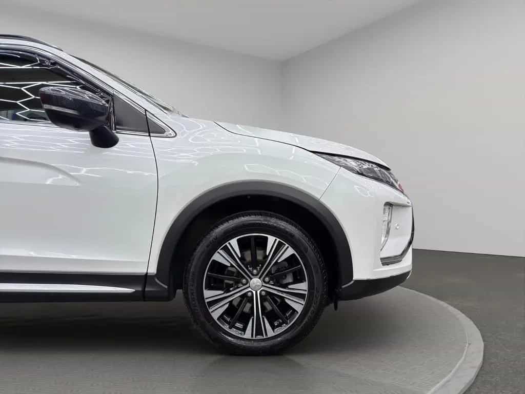 Mitsubishi Eclipse Cross Automatik Top 4WD LED*HuD*360° 10/2019-photo-22