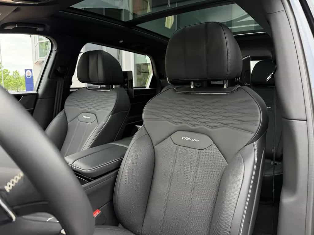 Bentley Bentayga EWB Azure *NAIM*RSE*ParkingHeater* 06/2025-photo-13